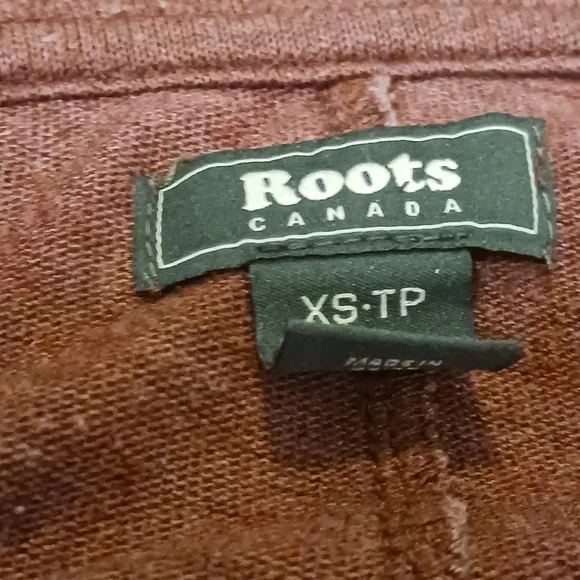 (XS) Roots shirt - Picture 3 of 5